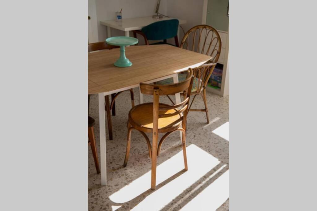 Apartment Gatu Bani Con Terraza Y Vista Frontal Al Mar, Preferente Mayores De 25 Anos Y Familias