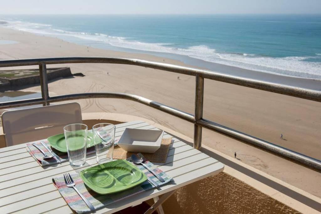 Apartment Gatu Bani Con Terraza Y Vista Frontal Al Mar, Preferente Mayores De 25 Anos Y Familias